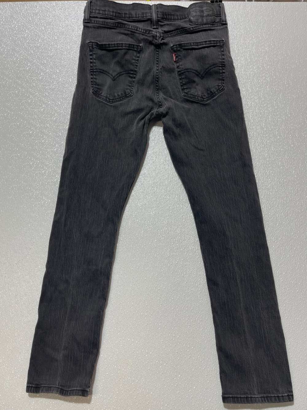 3/$30 Levi's Men's Slim Straight Jeans in Black Wash - Picture 3 of 4